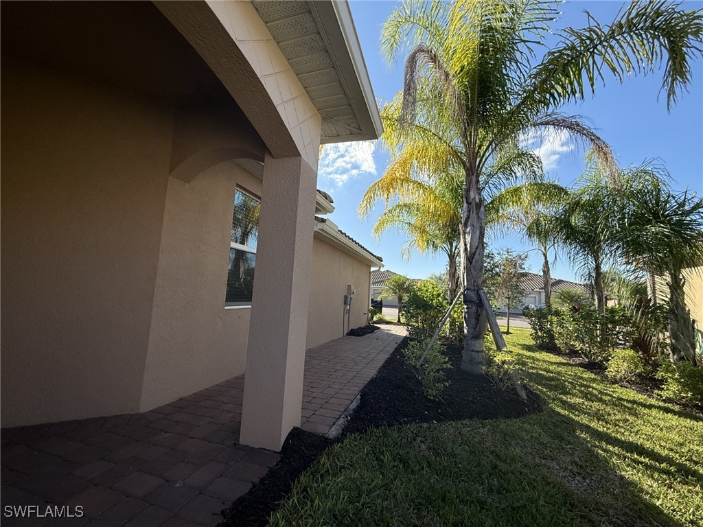 2648 Vine Avenue Naples FL 34120 225080031 image19