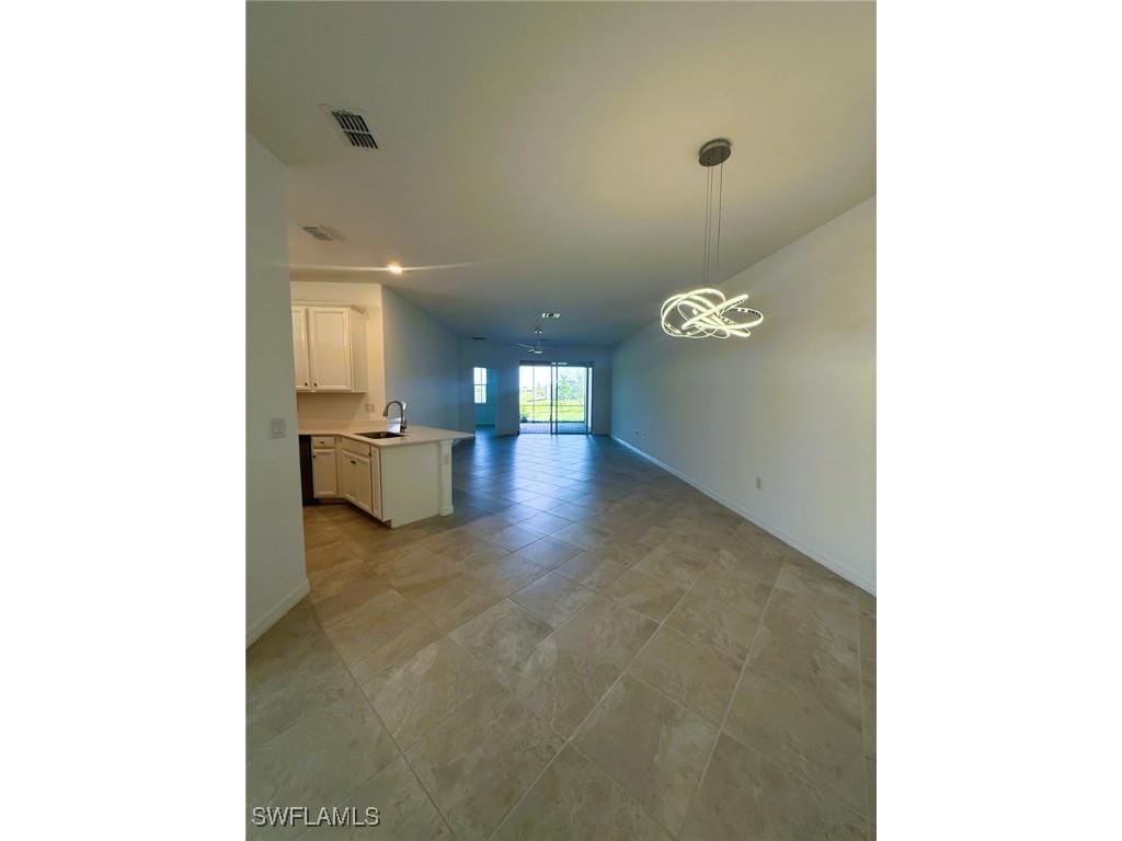 2648 Vine Avenue Naples FL 34120 225080031 image4