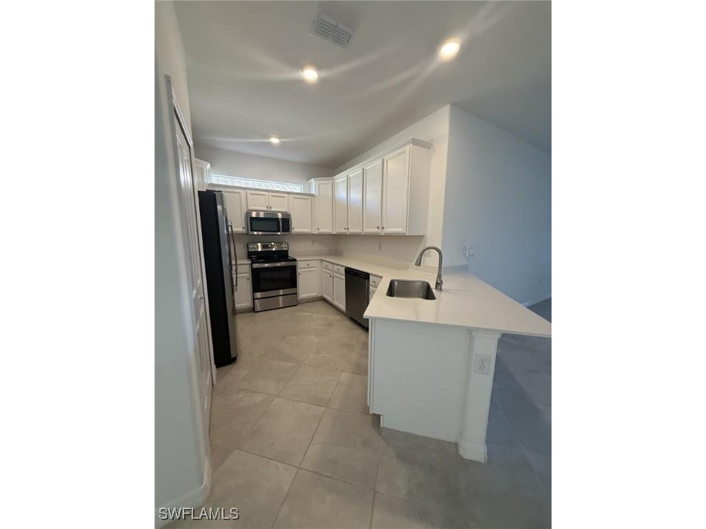 2648 Vine Avenue Naples FL 34120 225080031 image7