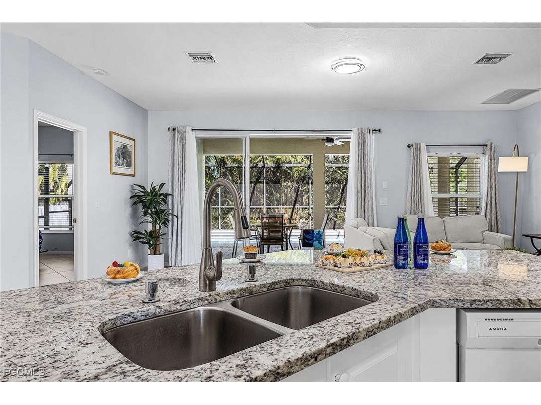 2649 SW 32nd Street Cape Coral FL 33914 2026000971 image7