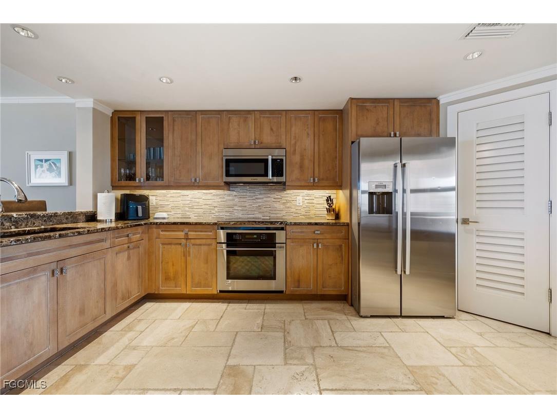 265 Barefoot Beach Boulevard #303 Bonita Springs FL 34134 2025025833 image6