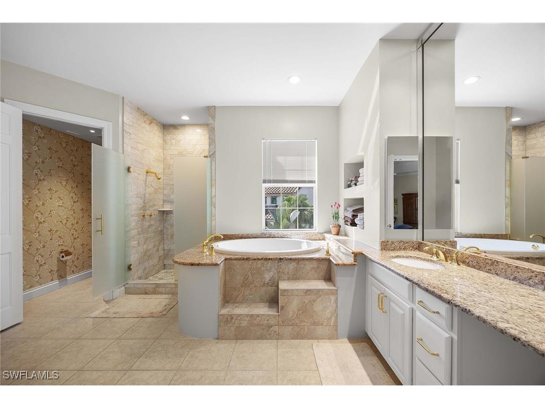 265 Colonade Circle #2703 Naples FL 34103 225076920 image29