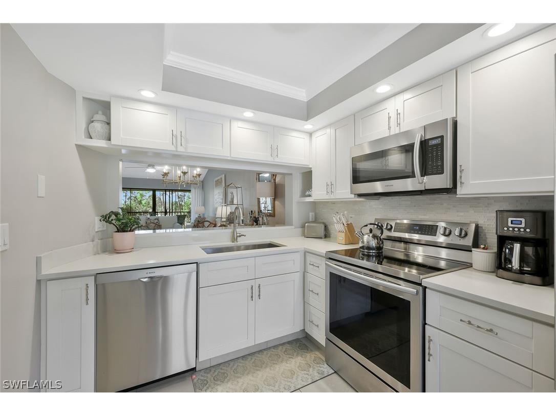 265 Deerwood Circle #12 Naples FL 34113 226009482 image10