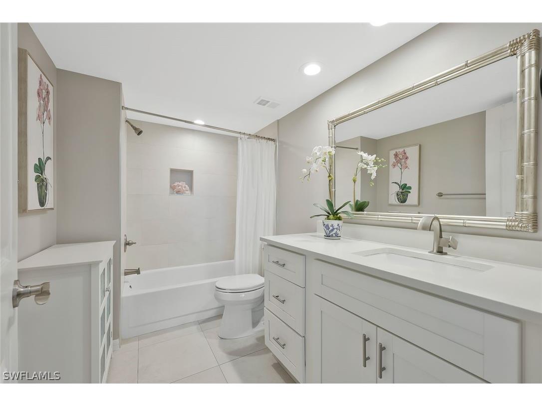 265 Deerwood Circle #12 Naples FL 34113 226009482 image16