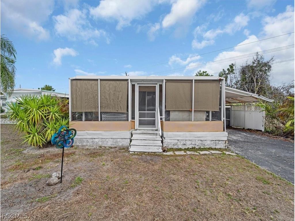 265 Fireball Lane North Fort Myers FL 33917 2025024889 image16