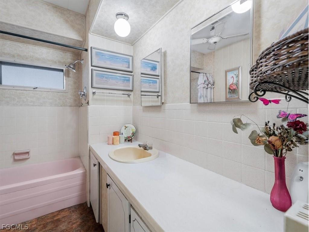 265 Fireball Lane North Fort Myers FL 33917 2025024889 image29