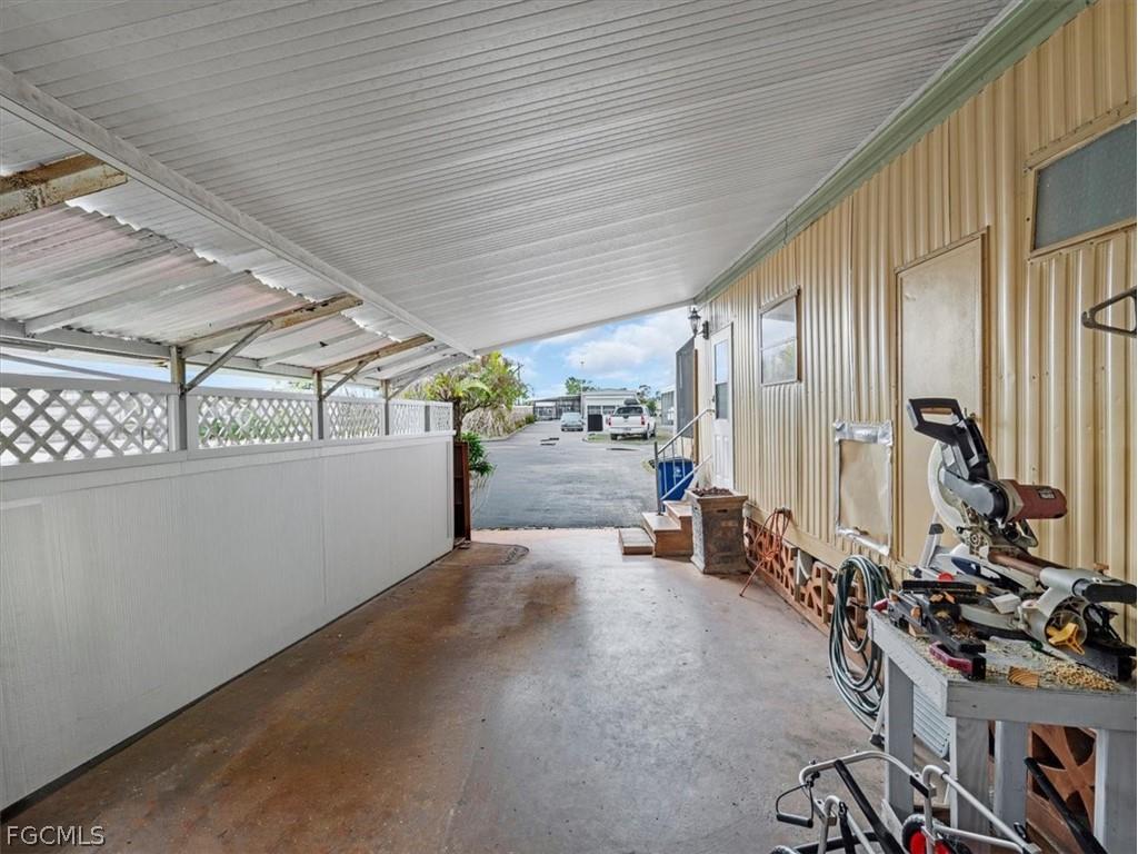 265 Fireball Lane North Fort Myers FL 33917 2025024889 image40