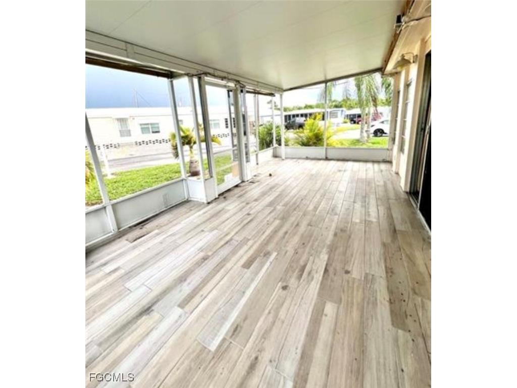 265 Fireball Lane North Fort Myers FL 33917 2025024889 image7