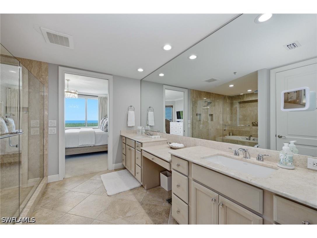 265 Indies Way #1004 Naples FL 34110 226018417 image16