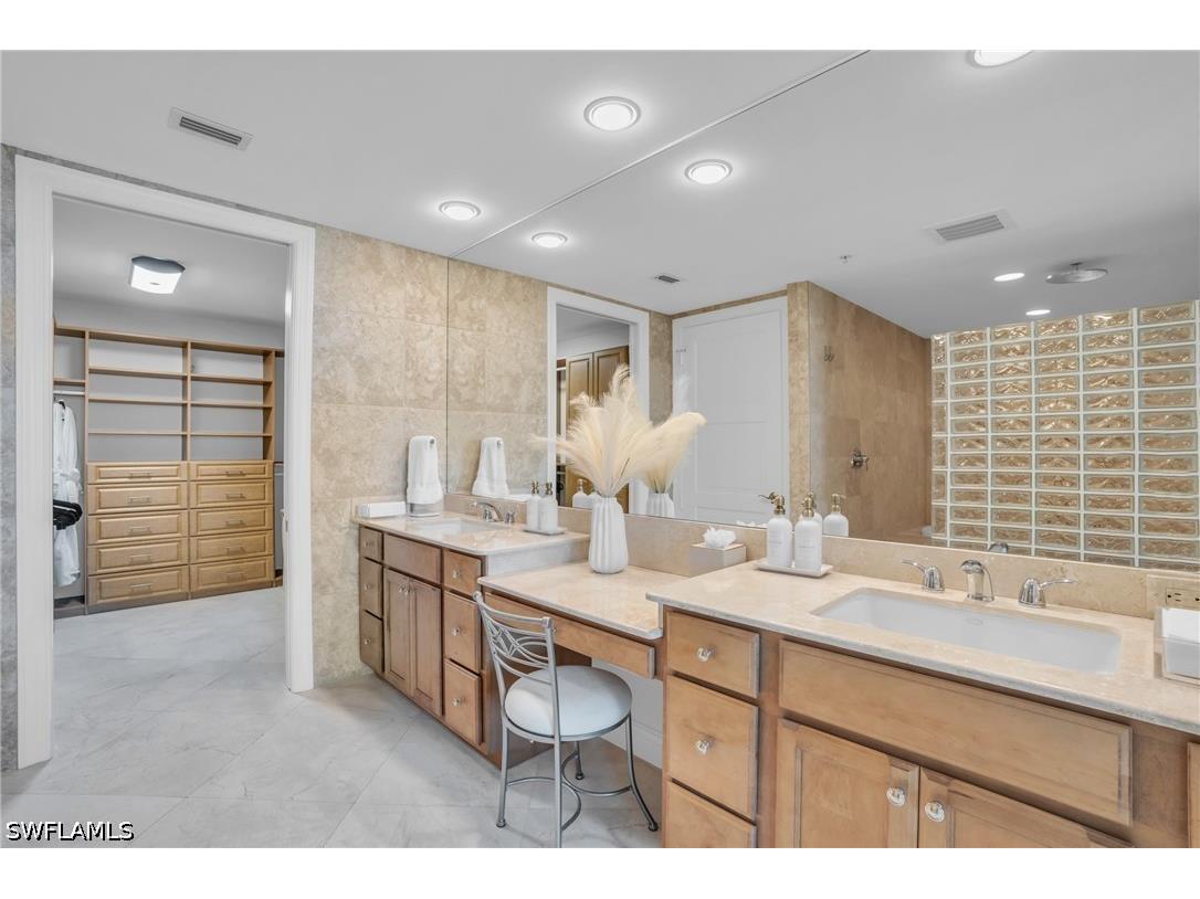 265 Indies Way #1402 Naples FL 34110 226018314 image28