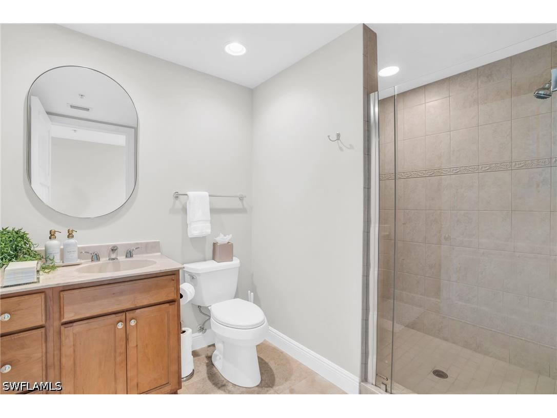 265 Indies Way #1404 Naples FL 34110 226017679 image21