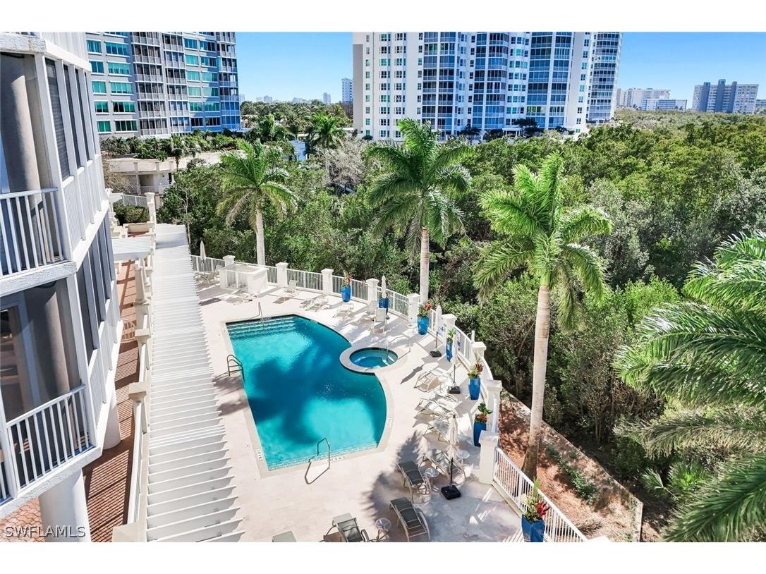 265 Indies Way #T02 Naples FL 34110 226008783 image31