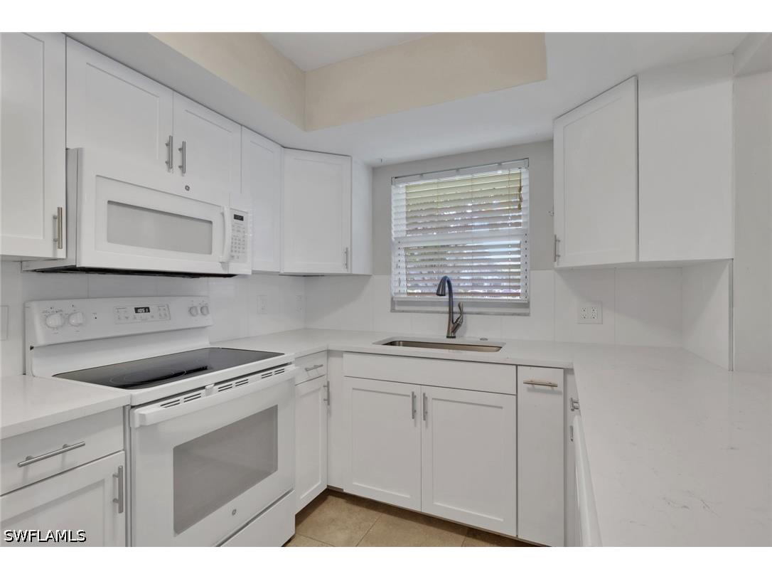 265 Lanchester Court #39 Naples FL 34112 226018297 image12