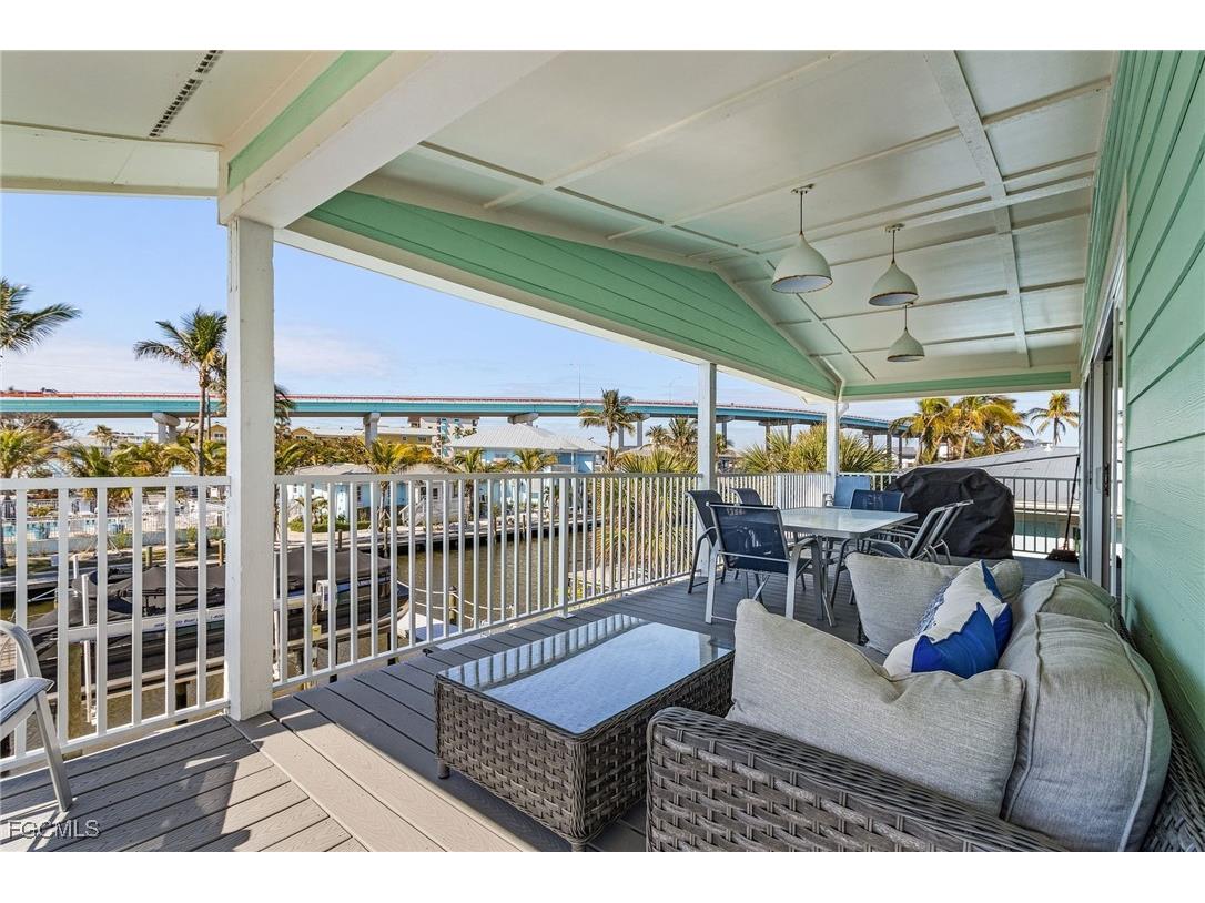 265 Primo Drive Fort Myers Beach FL 33931 2025015163 image18