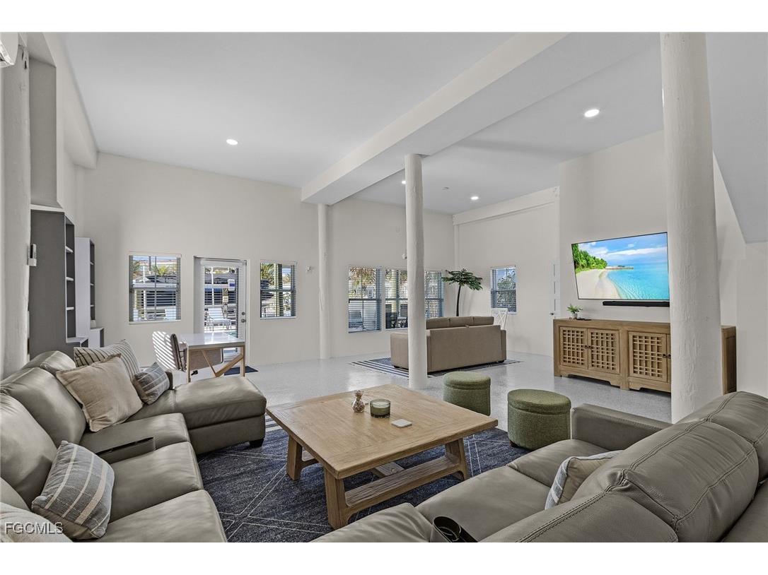 265 Primo Drive Fort Myers Beach FL 33931 2025015163 image20