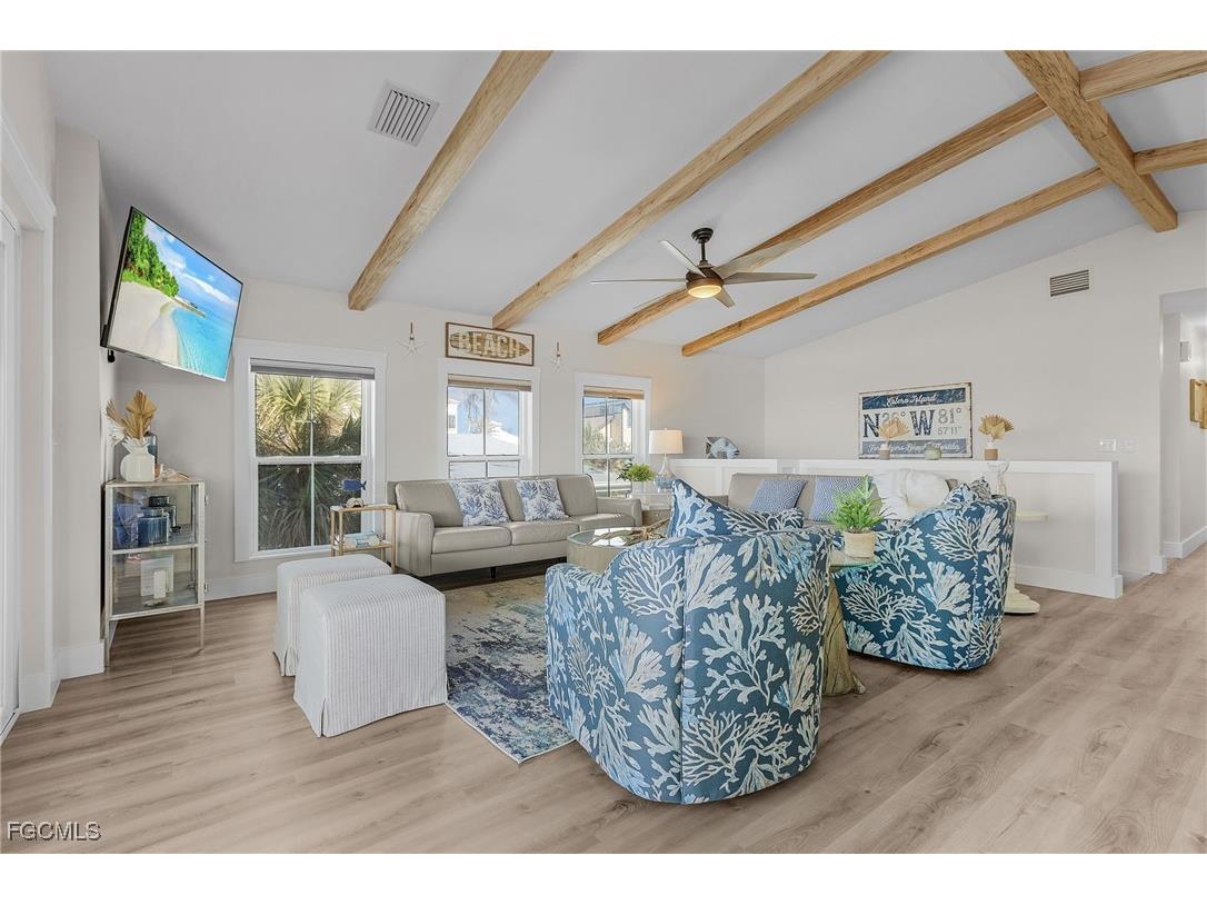 265 Primo Drive Fort Myers Beach FL 33931 2025015163 image7