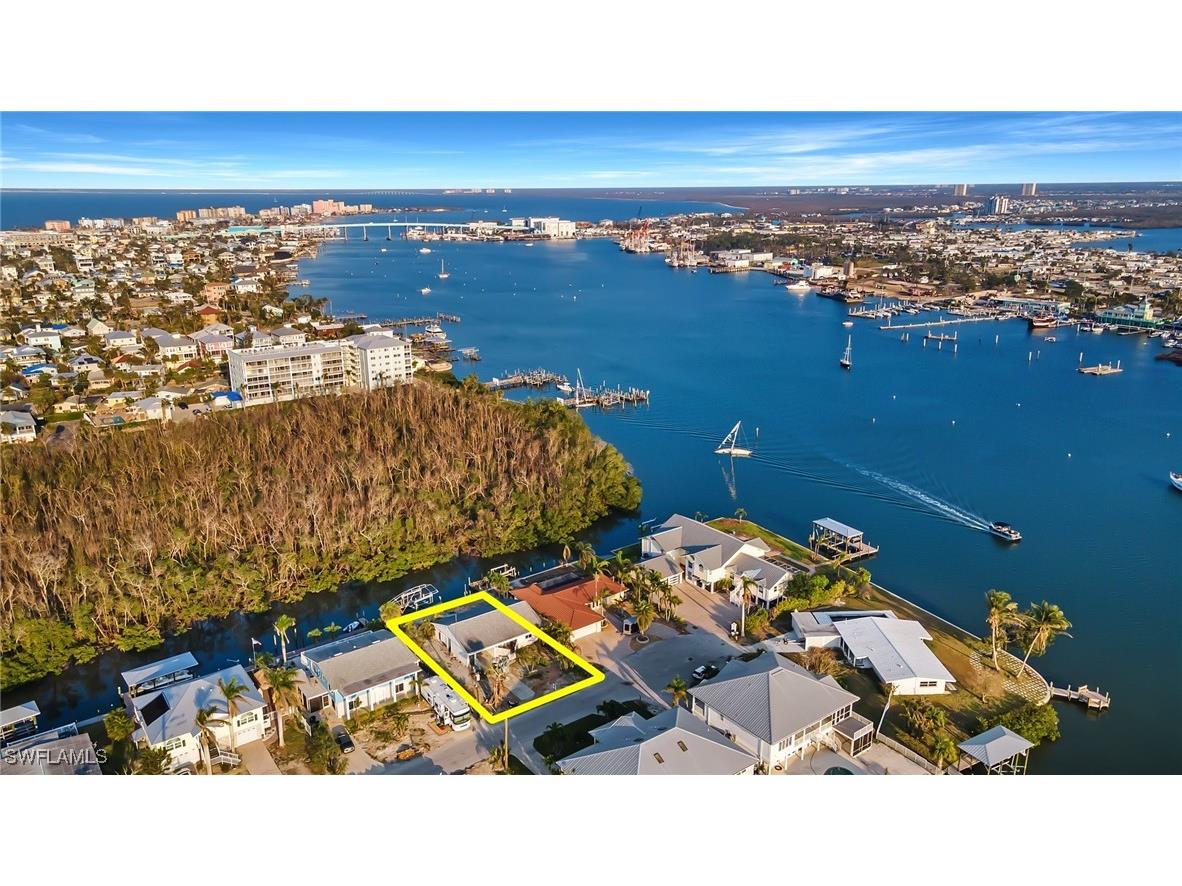 265 Tropical Shore Way Fort Myers Beach FL 33931 224066507 image1