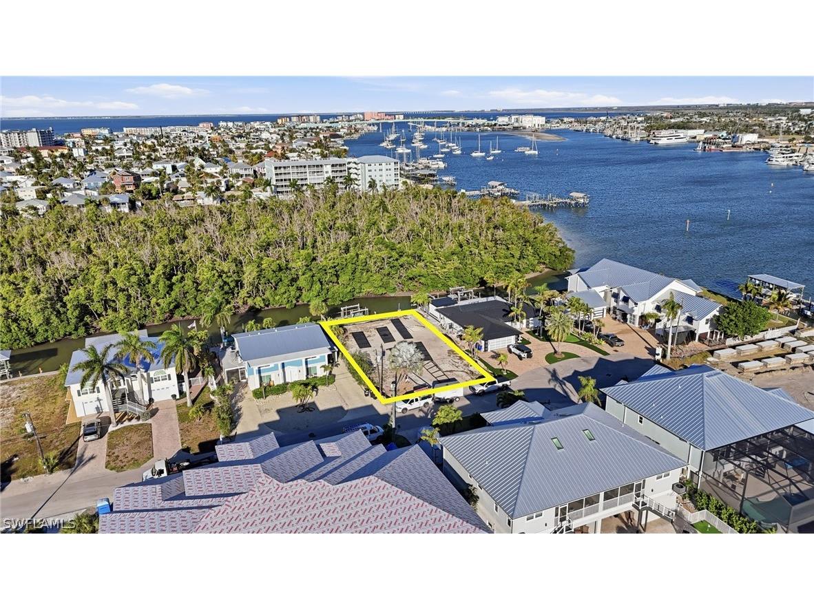 265 Tropical Shores Way Fort Myers Beach FL 33931 226008486 image1