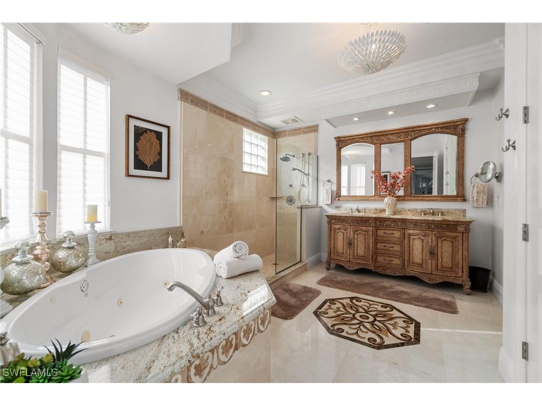 2650 Bolero Drive #7-2 Naples FL 34109 225061219 image21