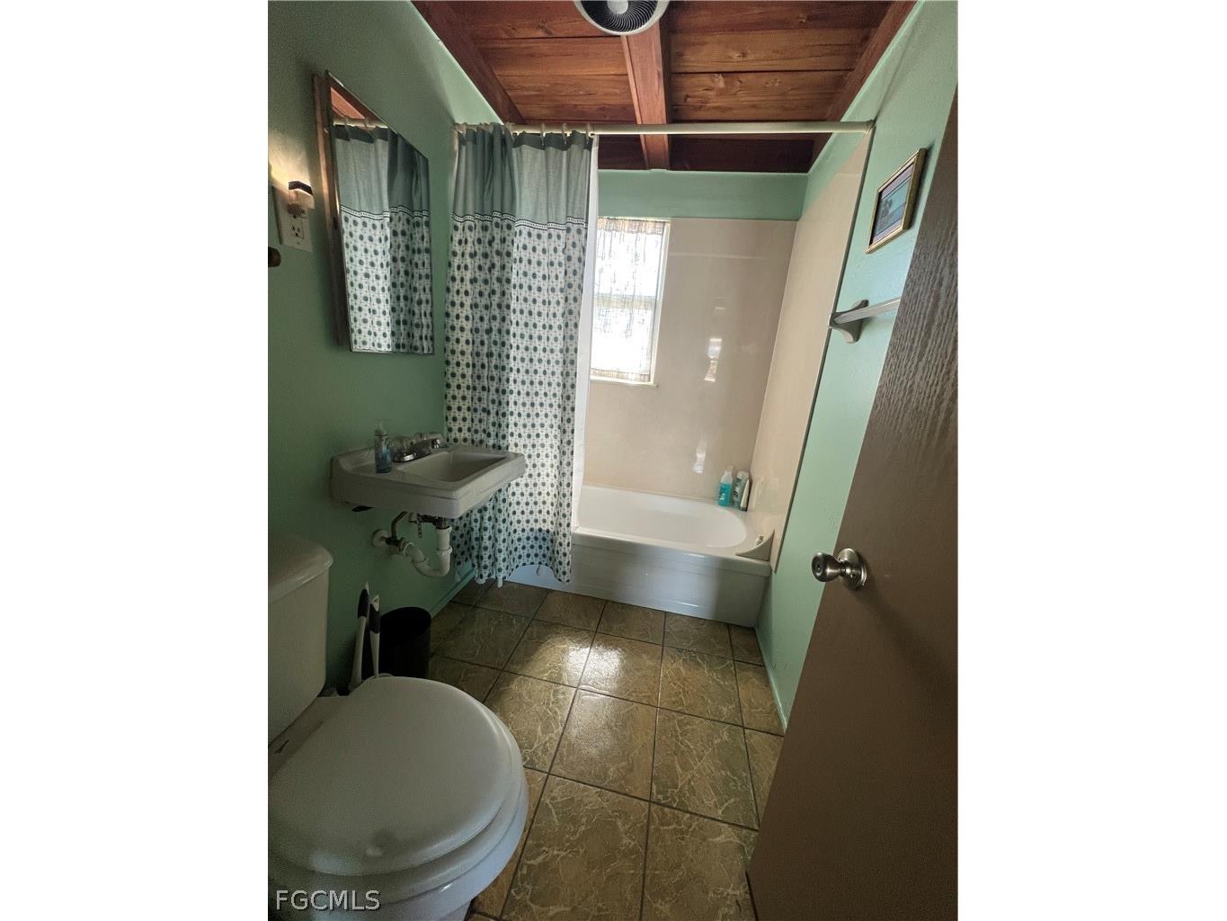 2650 Coco Plum Drive Matlacha FL 33993 2026008266 image18