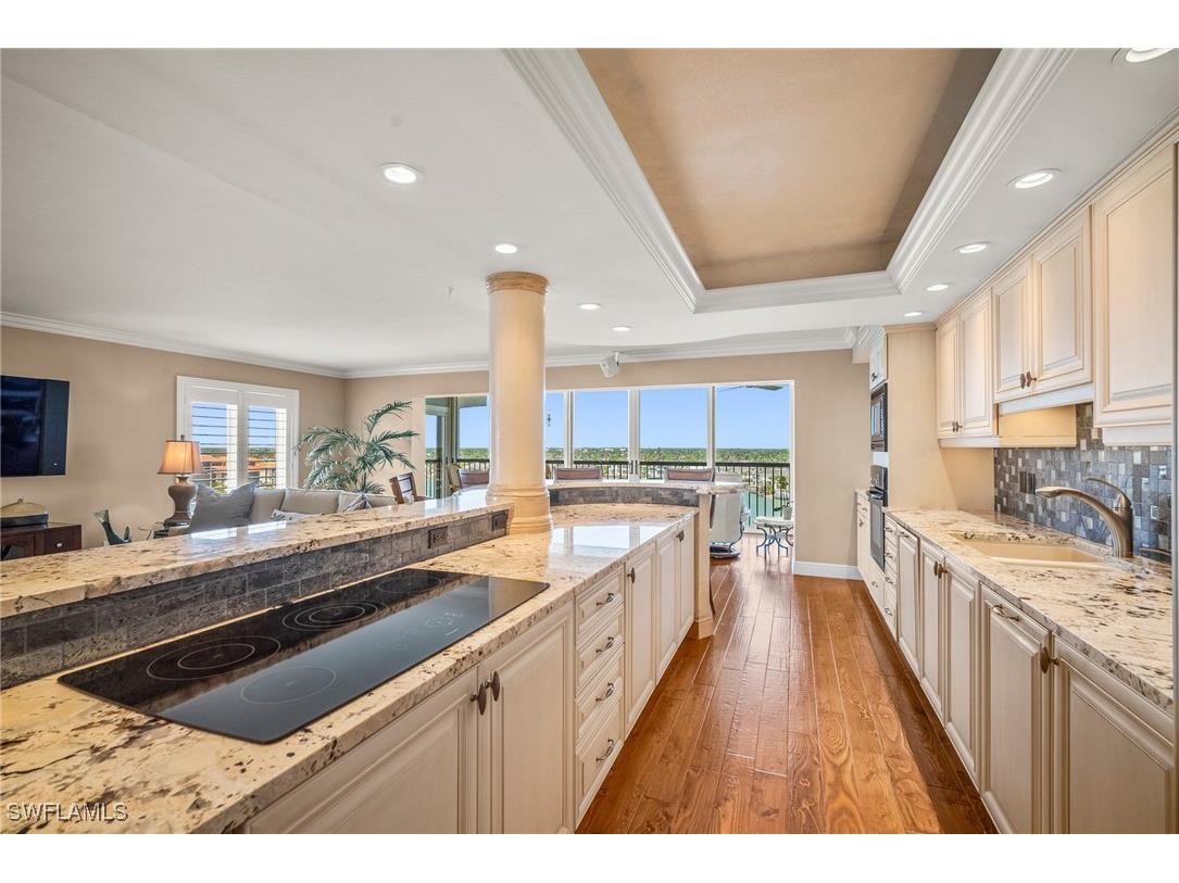 2650 Gulf Shore Boulevard N #701 Naples FL 34103 225036051 image17