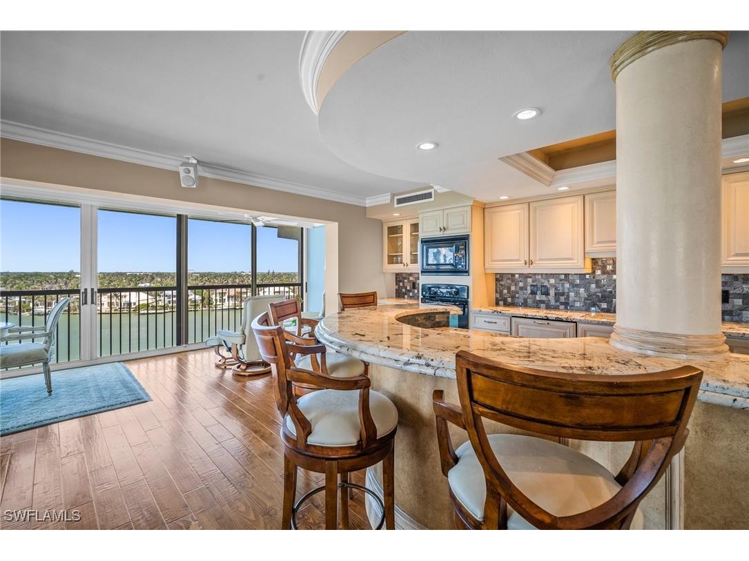 2650 Gulf Shore Boulevard N #701 Naples FL 34103 225036051 image18