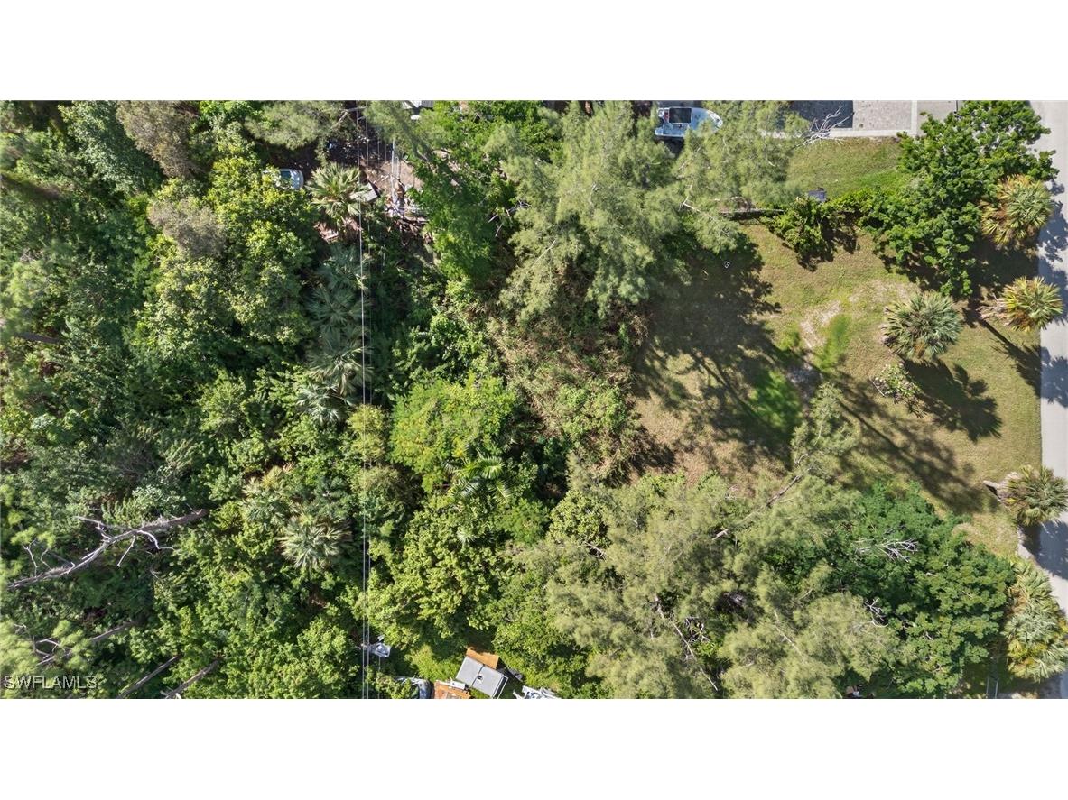 2650 Holly Avenue Naples FL 34112 225077265 image14