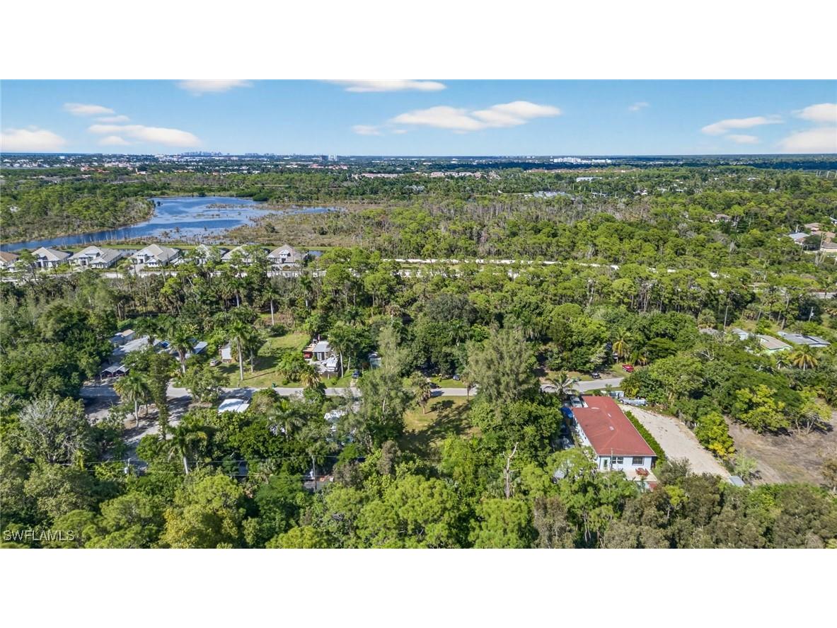 2650 Holly Avenue Naples FL 34112 225077265 image16