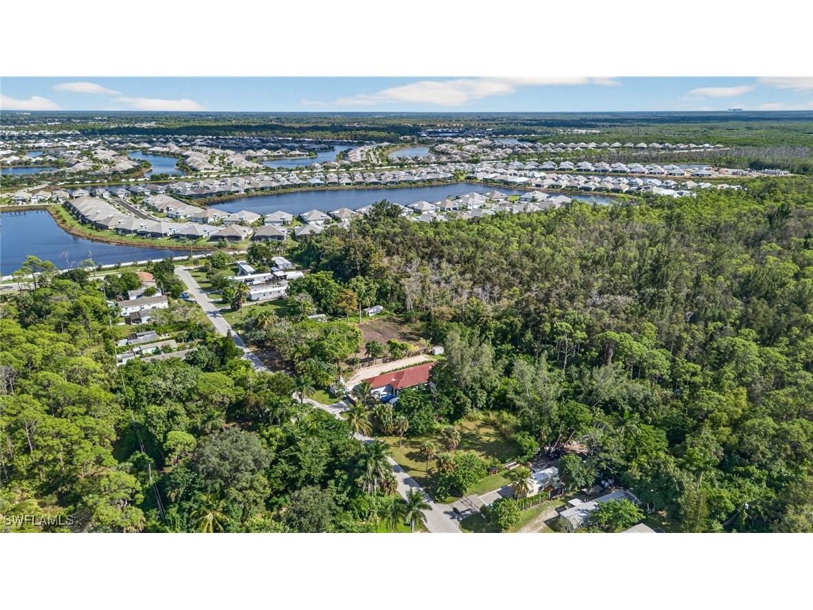 2650 Holly Avenue Naples FL 34112 225077265 image18