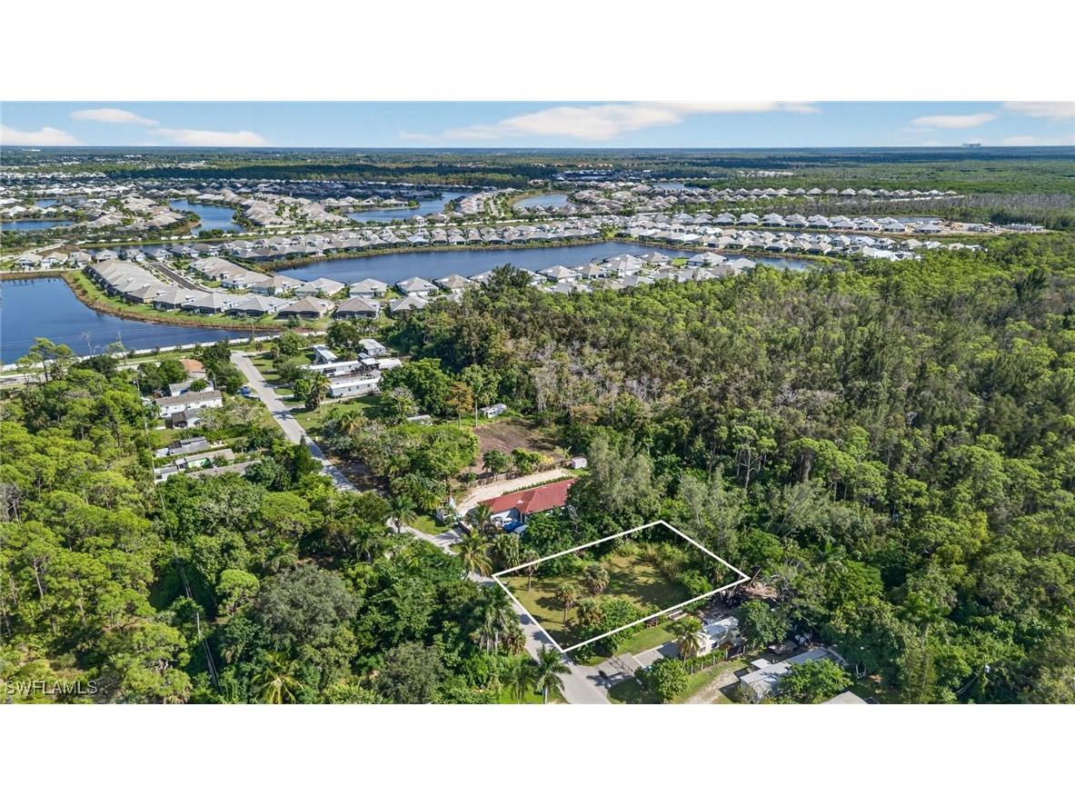 2650 Holly Avenue Naples FL 34112 225077265 image5