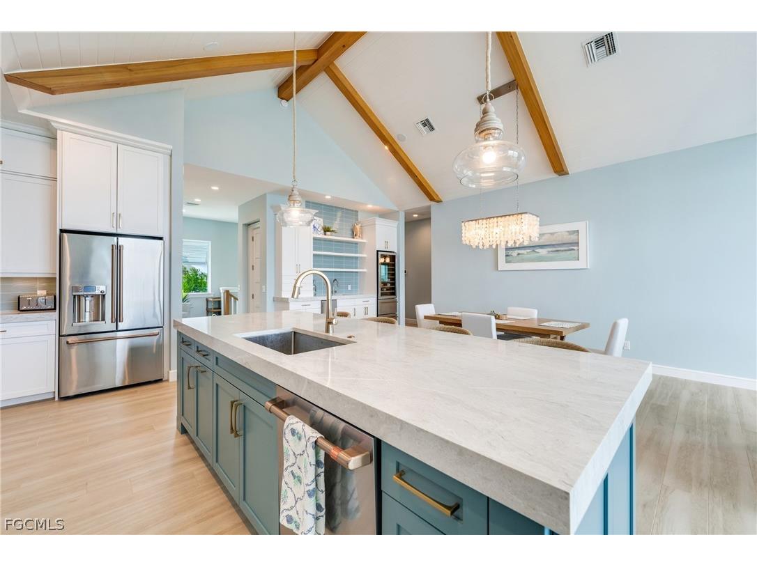 2651 Coconut Drive Sanibel FL 33957 2026007157 image10