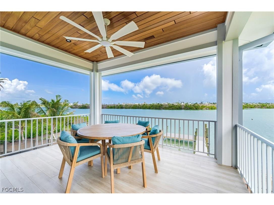 2651 Coconut Drive Sanibel FL 33957 2026007157 image19