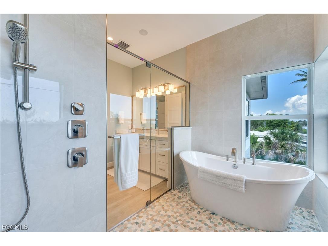 2651 Coconut Drive Sanibel FL 33957 2026007157 image27