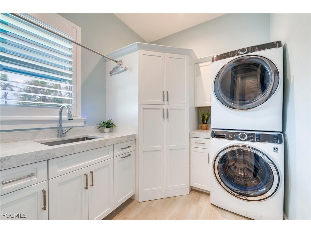 2651 Coconut Drive Sanibel FL 33957 2026007157 image30