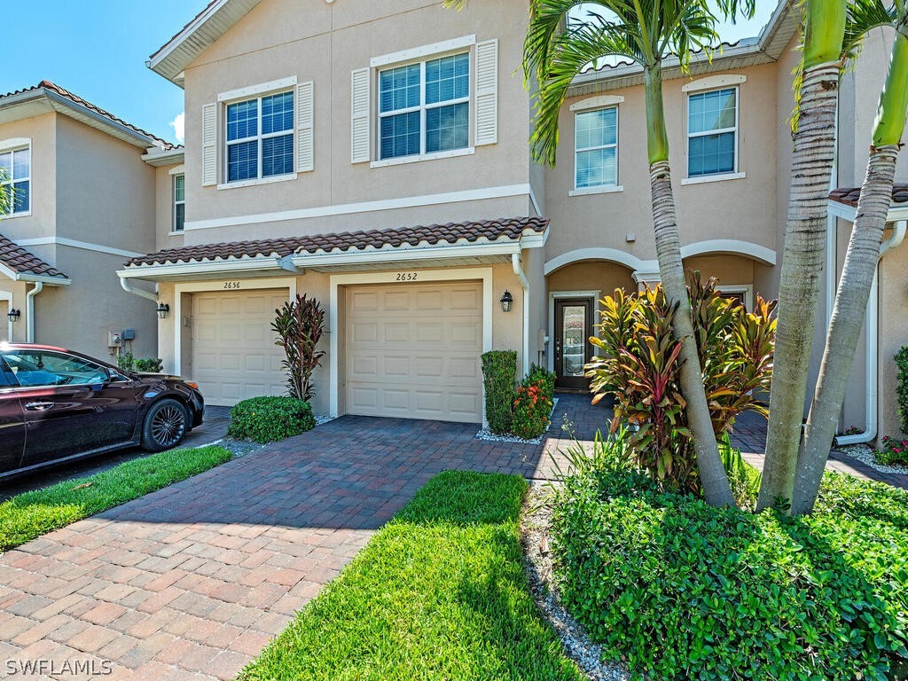 2652 Blossom Way Naples FL 34120 224051907 image1