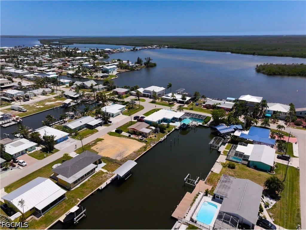 2652 Bridgeview Street Matlacha FL 33993 2026019888 image1