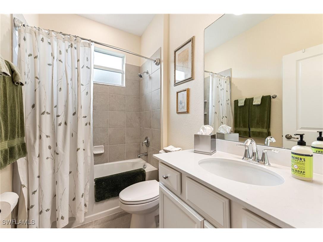 2652 Vine Avenue Naples FL 34120 225078826 image16