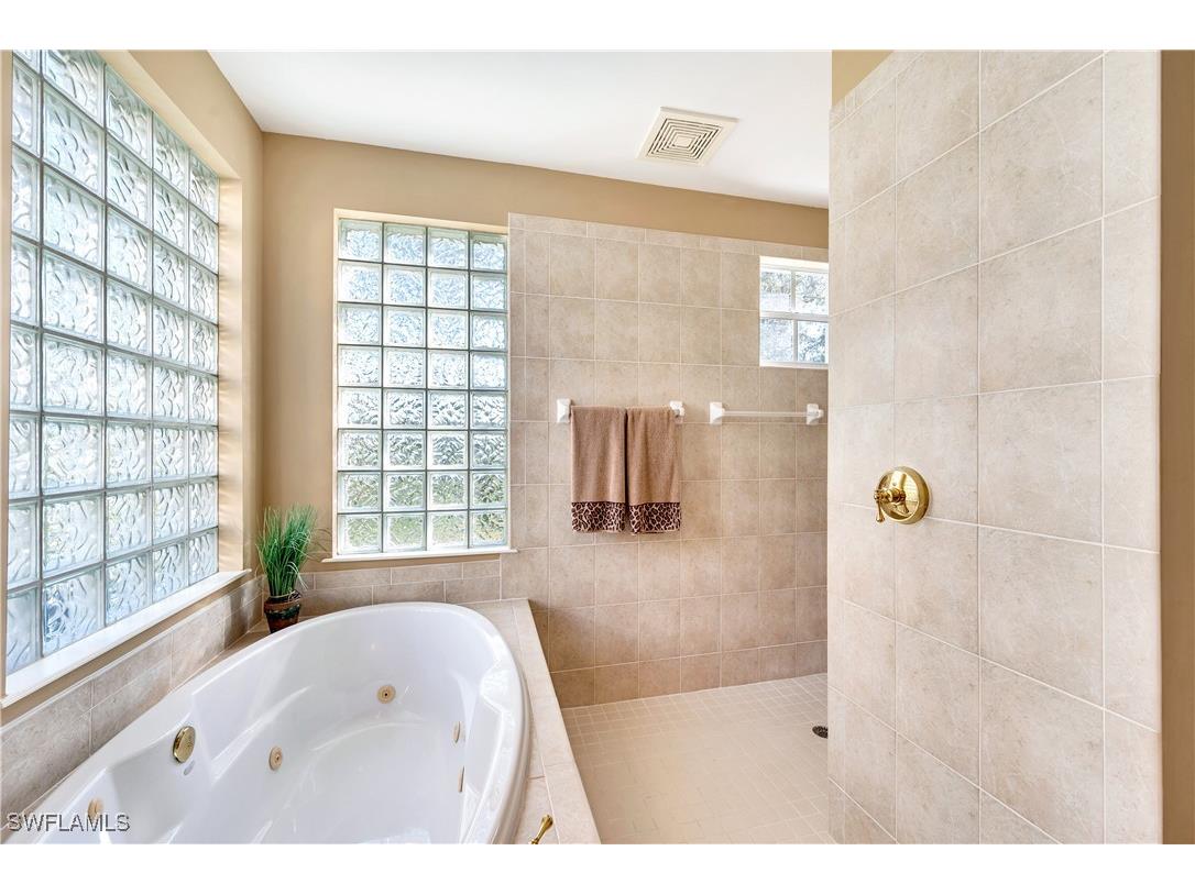 2654 Bolero Drive #8-1 Naples FL 34109 225029512 image11