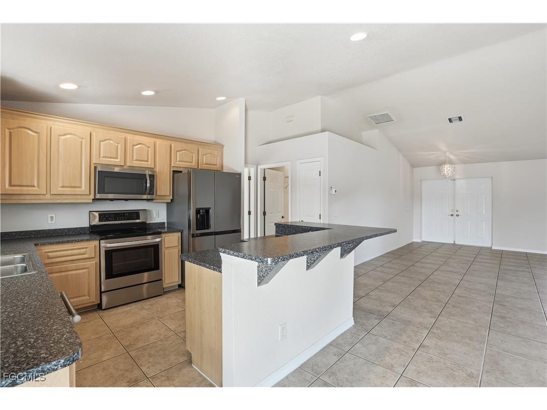 2654 SW 32nd Street Cape Coral FL 33914 2025023147 image12