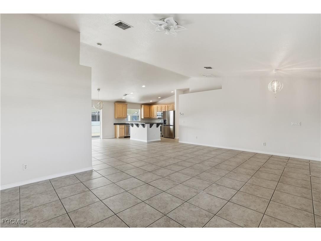 2654 SW 32nd Street Cape Coral FL 33914 2025023147 image17