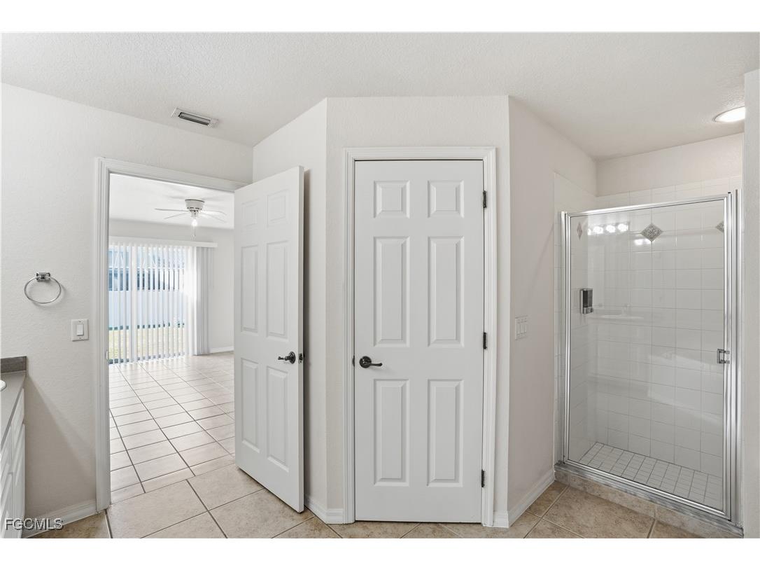 2654 SW 32nd Street Cape Coral FL 33914 2025023147 image26