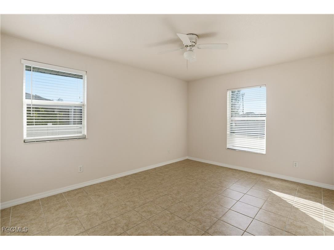 2654 SW 32nd Street Cape Coral FL 33914 2025023147 image28