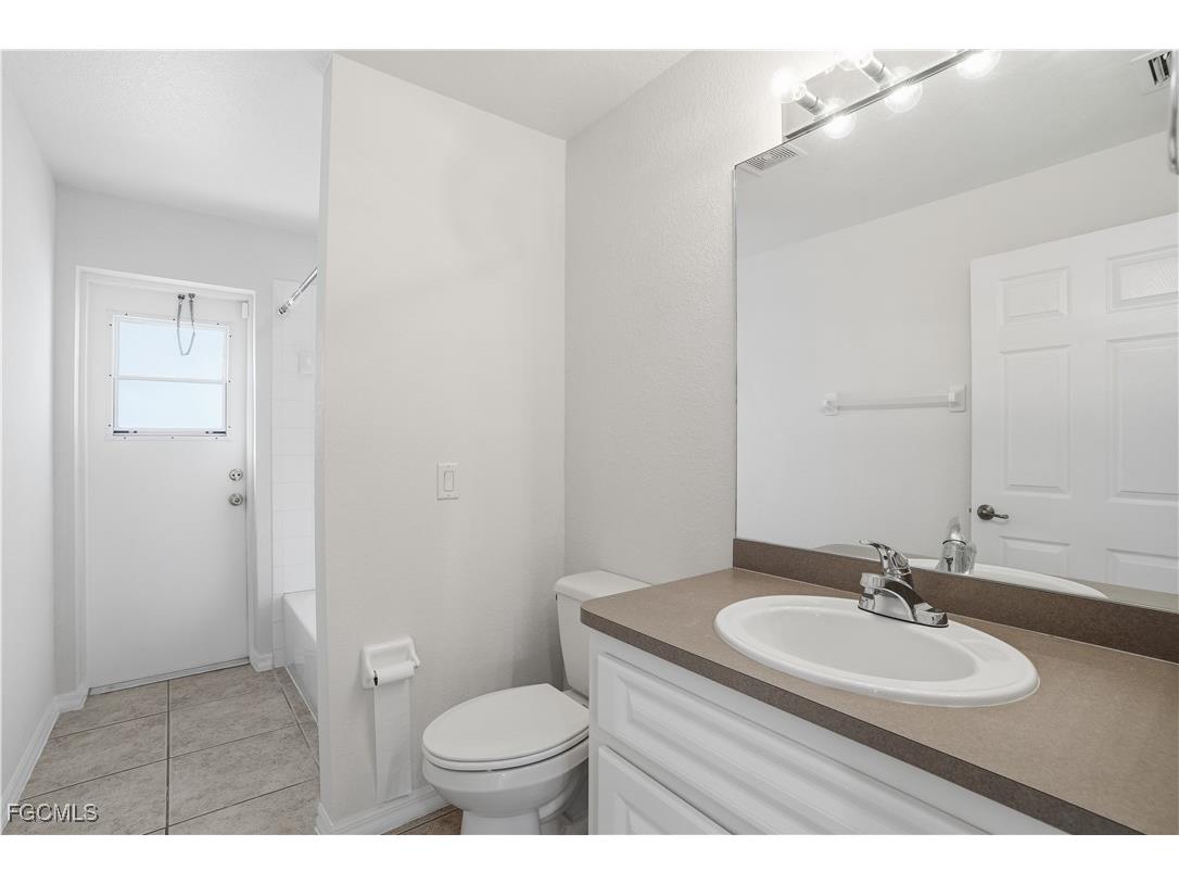 2654 SW 32nd Street Cape Coral FL 33914 2025023147 image31