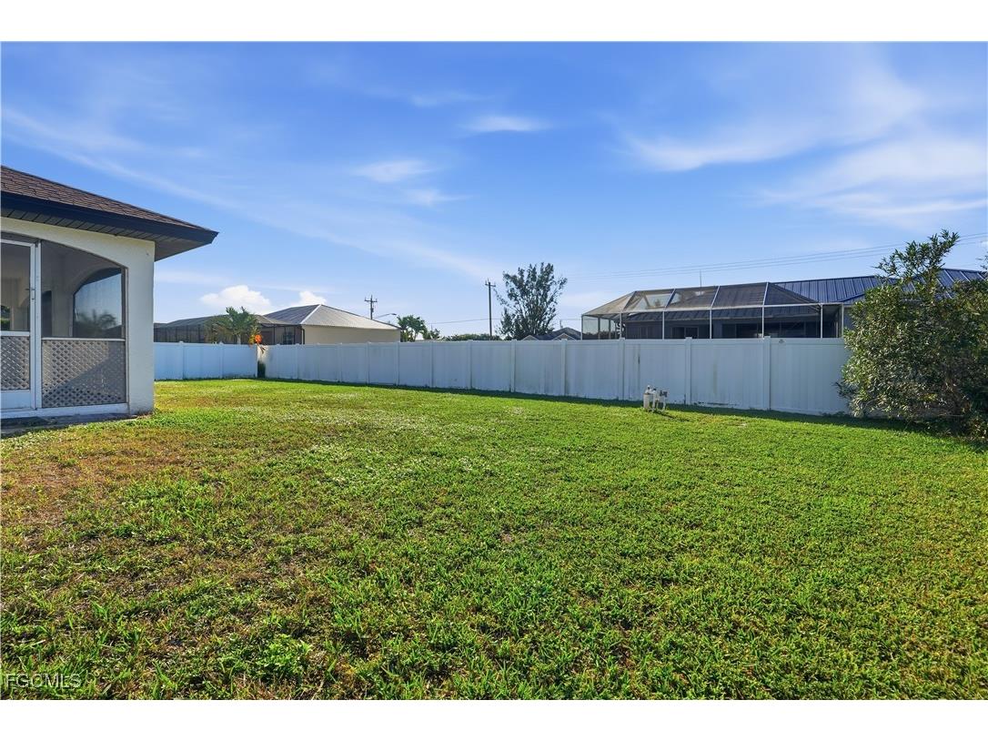 2654 SW 32nd Street Cape Coral FL 33914 2025023147 image40