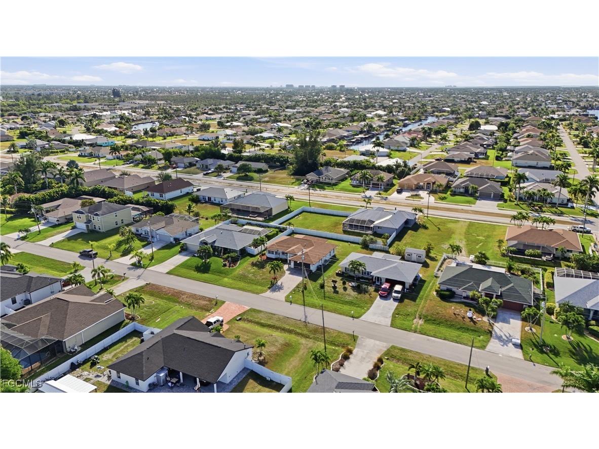 2654 SW 32nd Street Cape Coral FL 33914 2025023147 image44