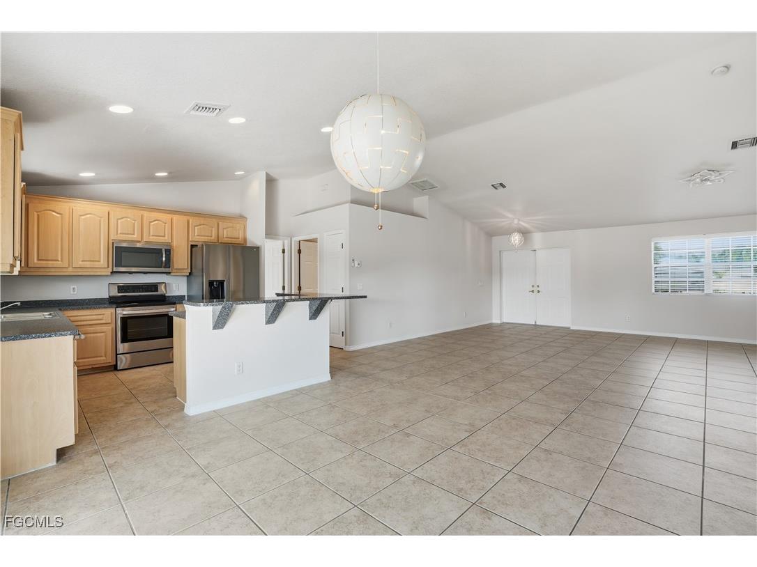 2654 SW 32nd Street Cape Coral FL 33914 2025023147 image8