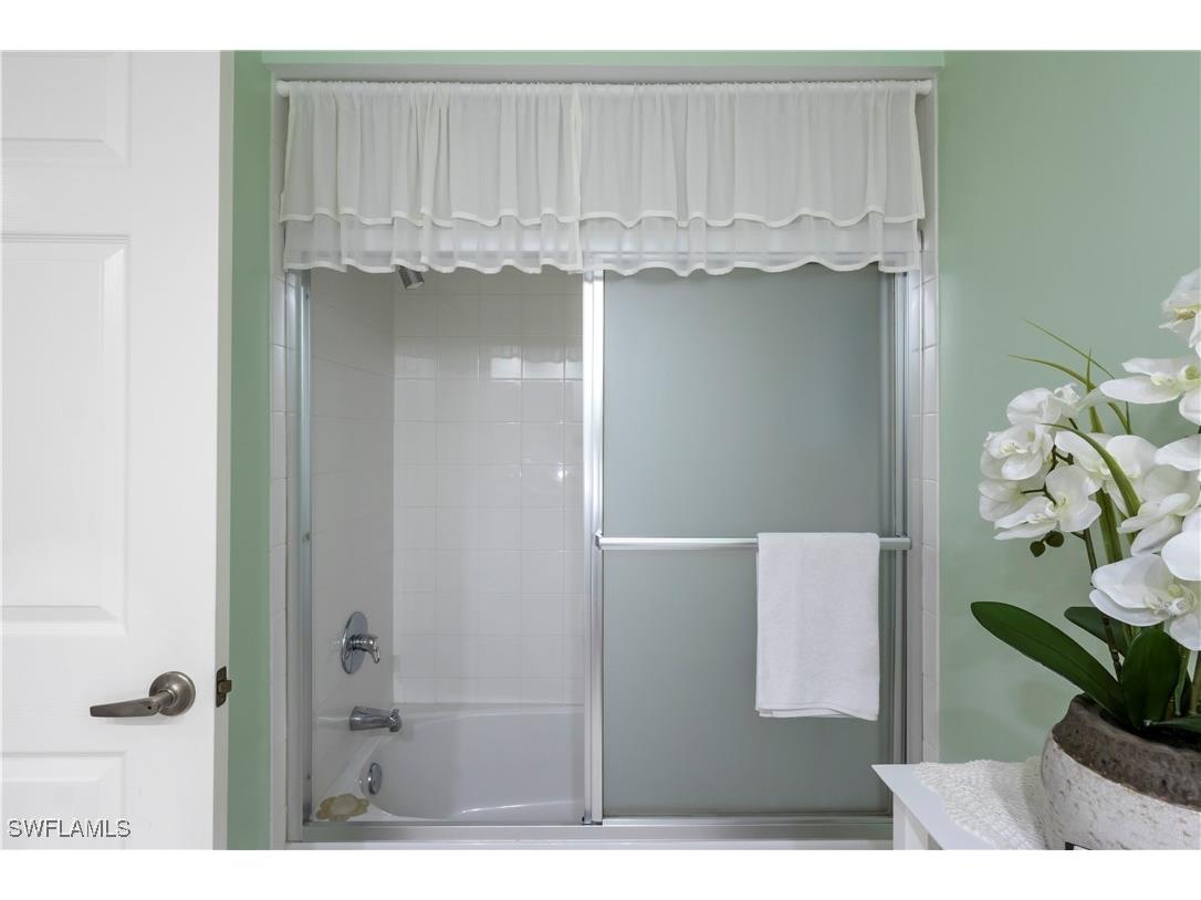 2655 Magnolia Park Lane #101 Naples FL 34109 226005566 image25