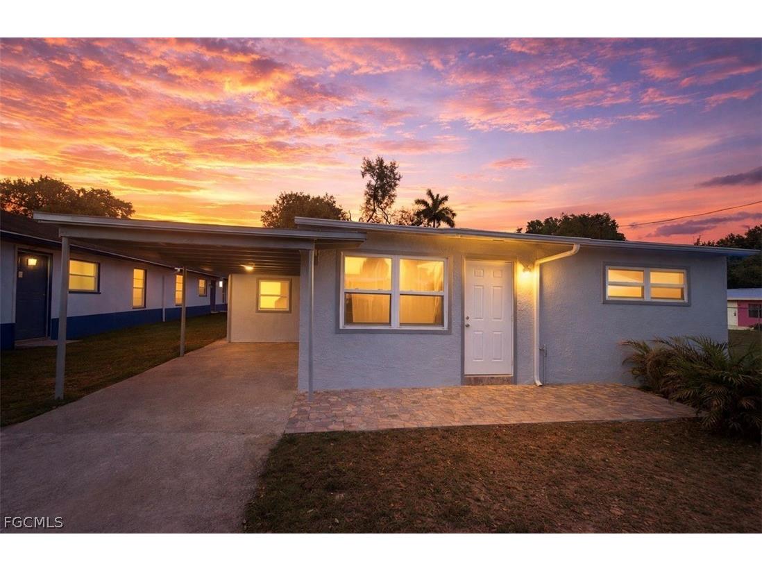 2655 Market Street Fort Myers FL 33916 2026012463 image1