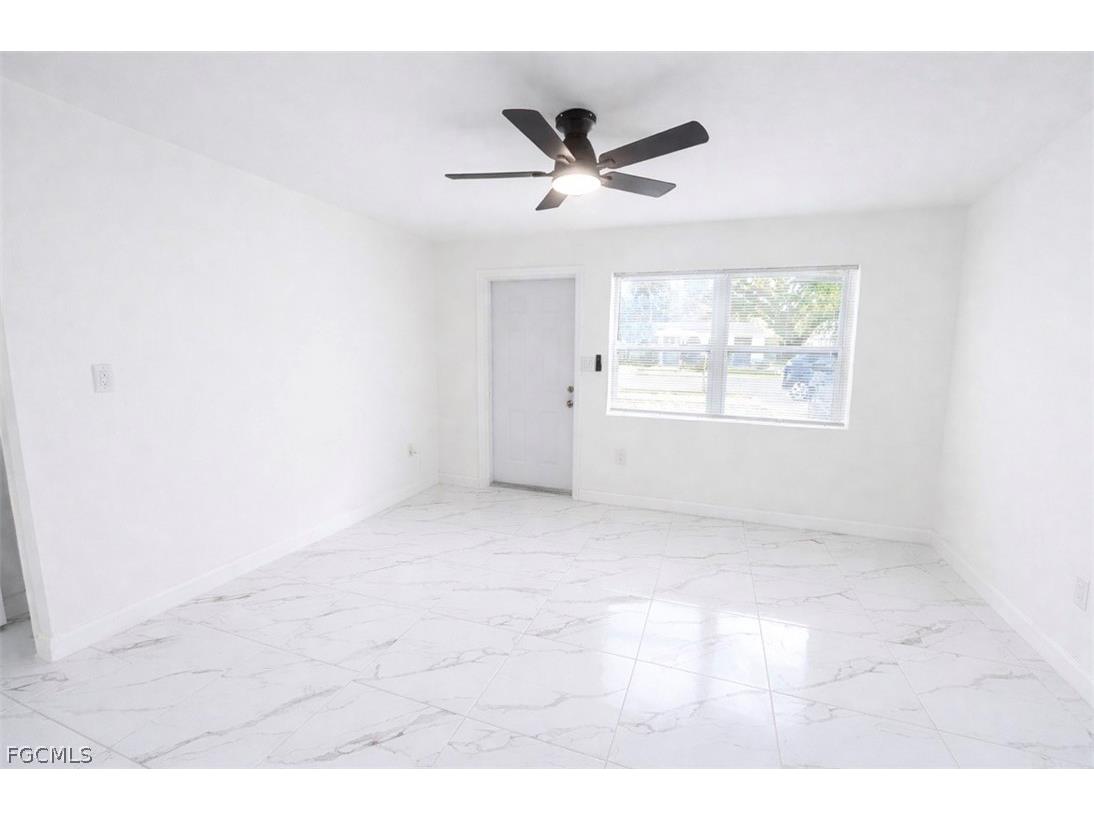 2655 Market Street Fort Myers FL 33916 2026012463 image3