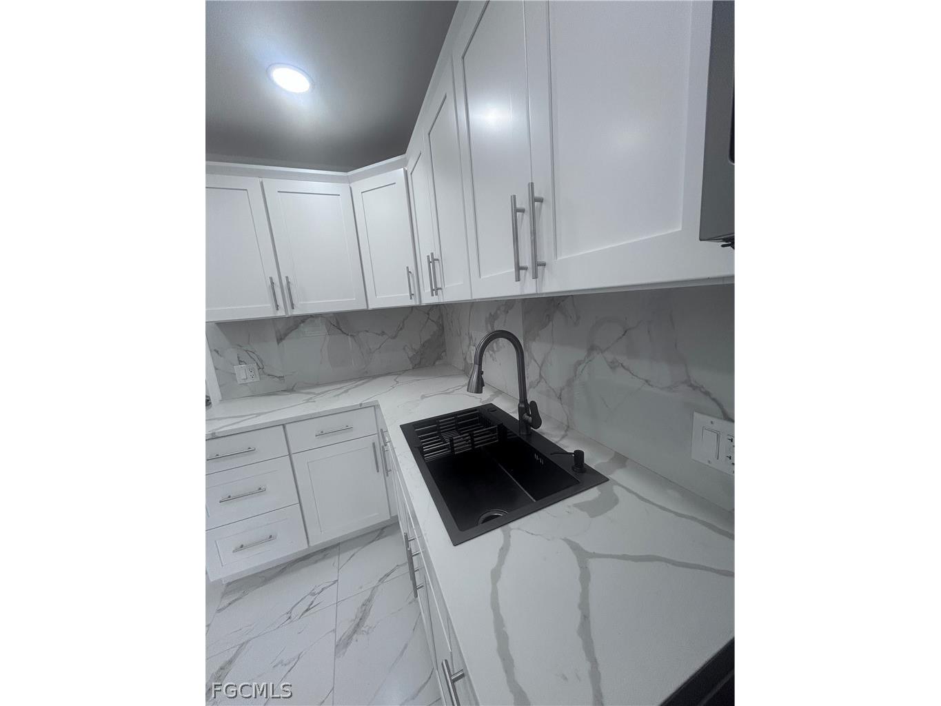 2655 Market Street Fort Myers FL 33916 2026012463 image8